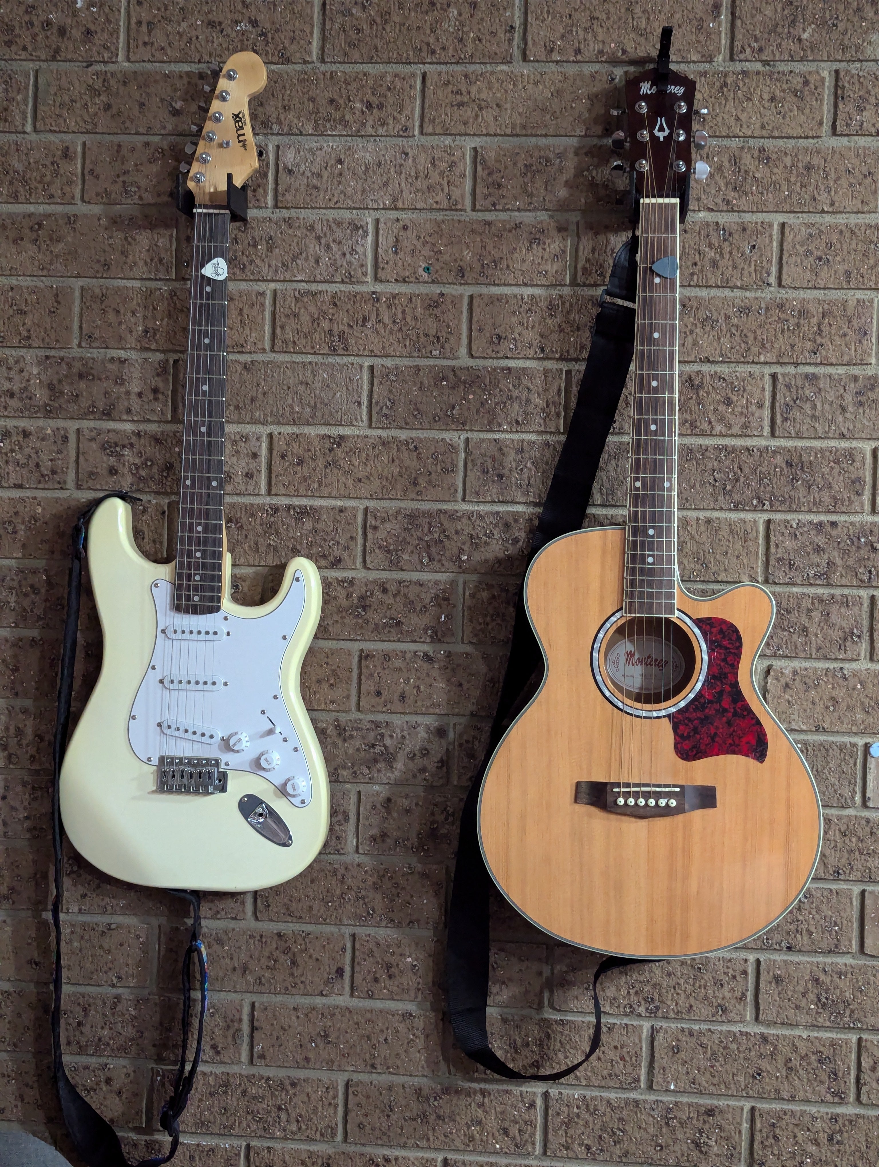 Guitar Wall Mount Holder